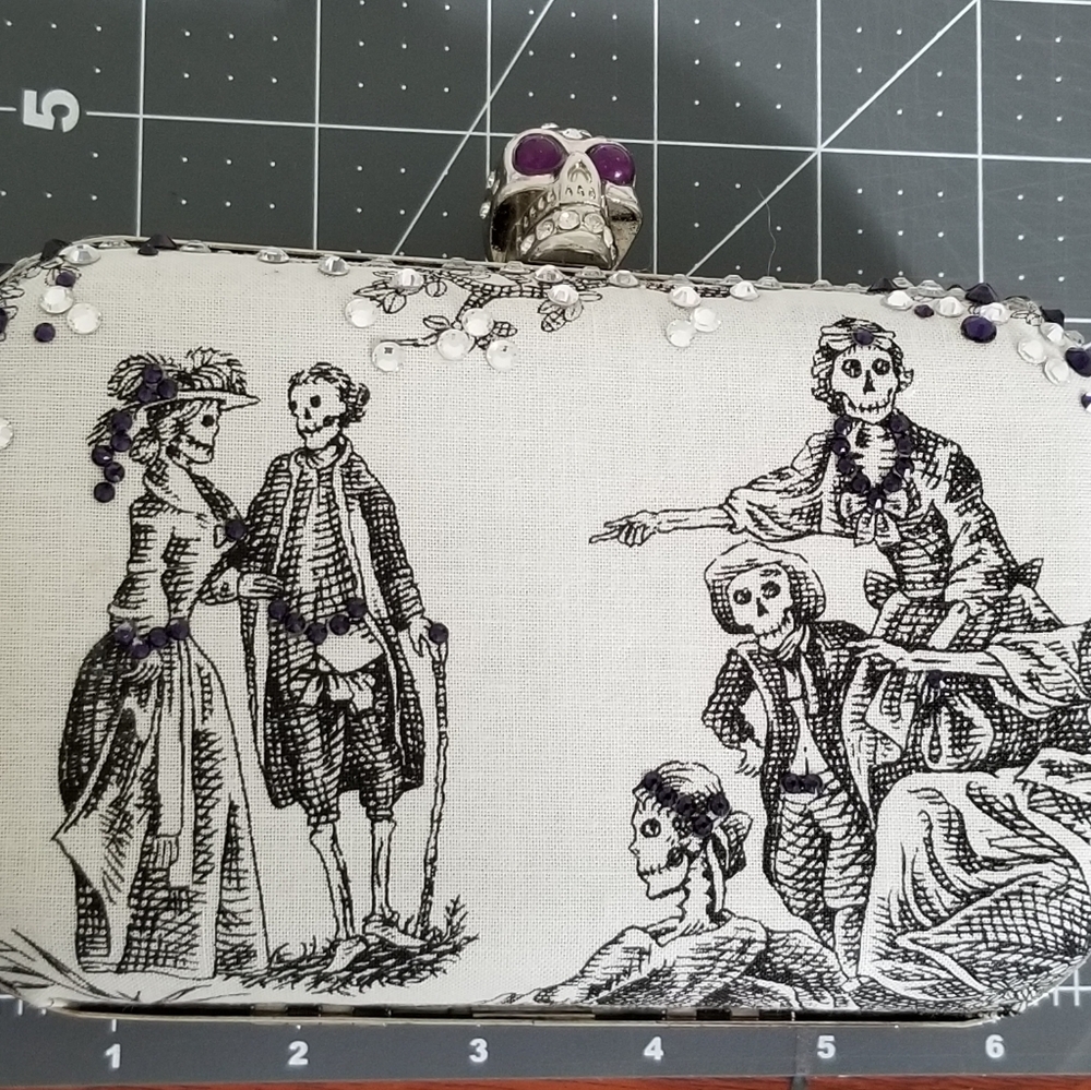 Clutch purse - Picture 3 of 12
